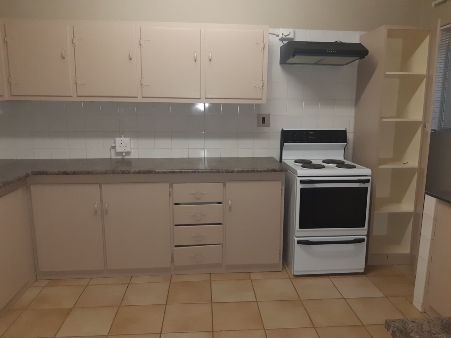 To Let 4 Bedroom Property for Rent in Suidrand Free State